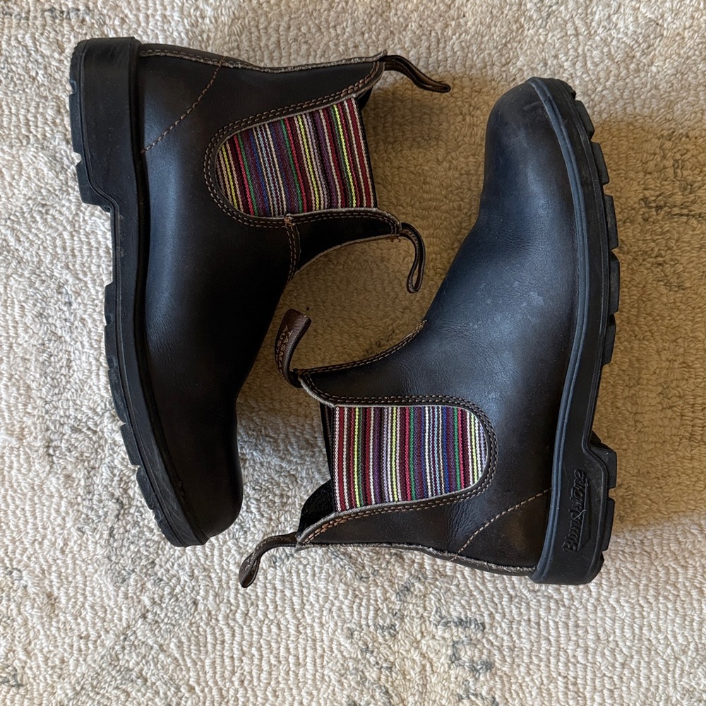 Blundstone Chelsea Boots Original dark Brown Leather Stripes Womens US 8